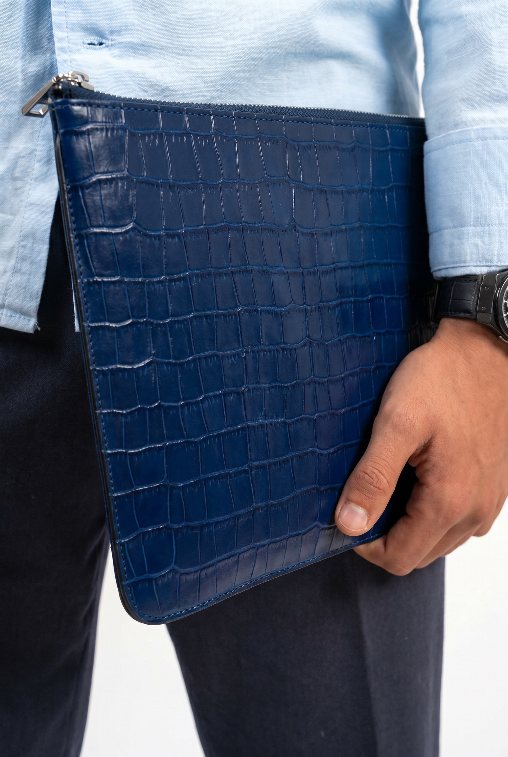Timassi Timsah Desenli Clutch - Lacivert kullanım anı