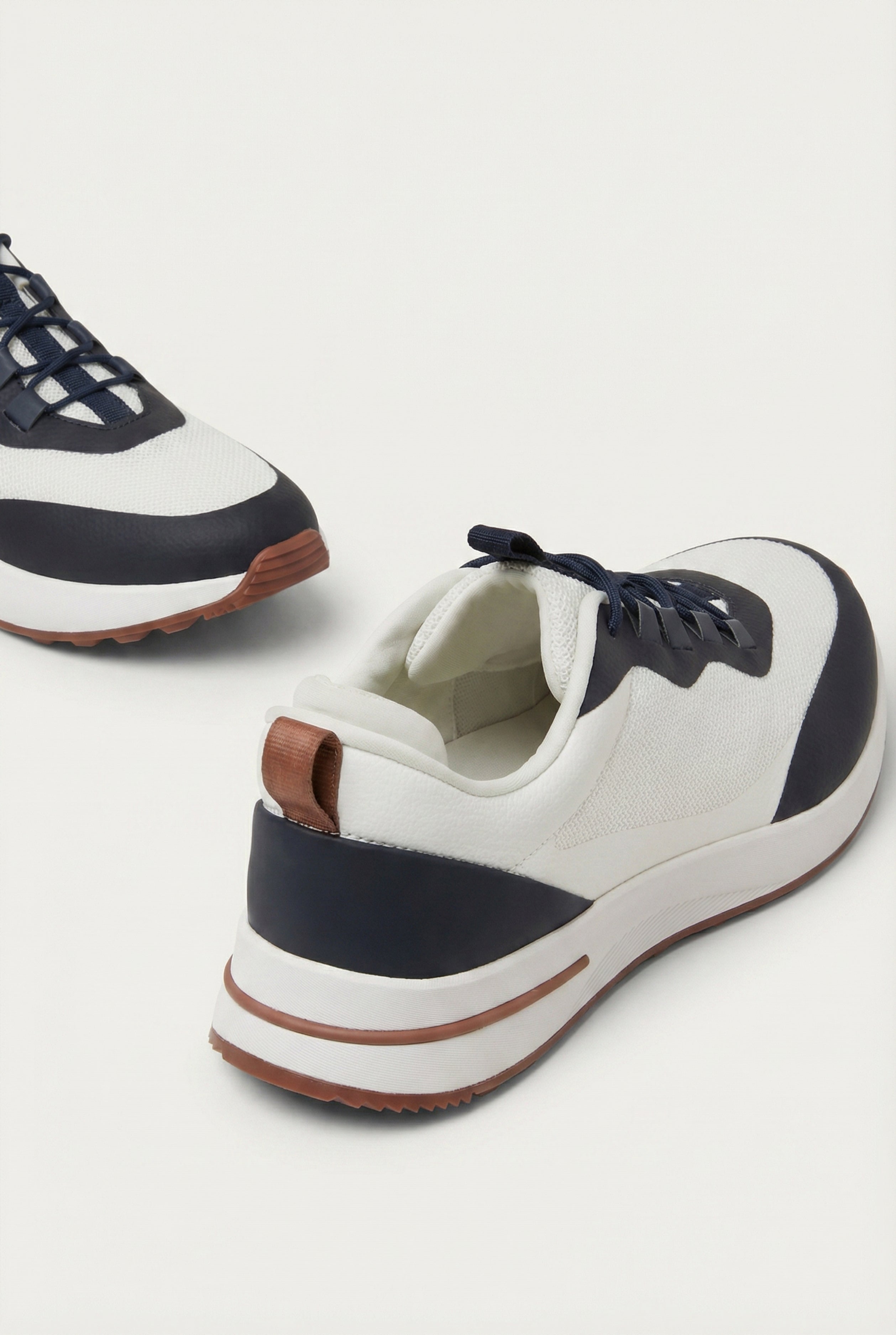 Timassi Portofino Sneaker - Beyaz Lacivert - ayak üzerinde