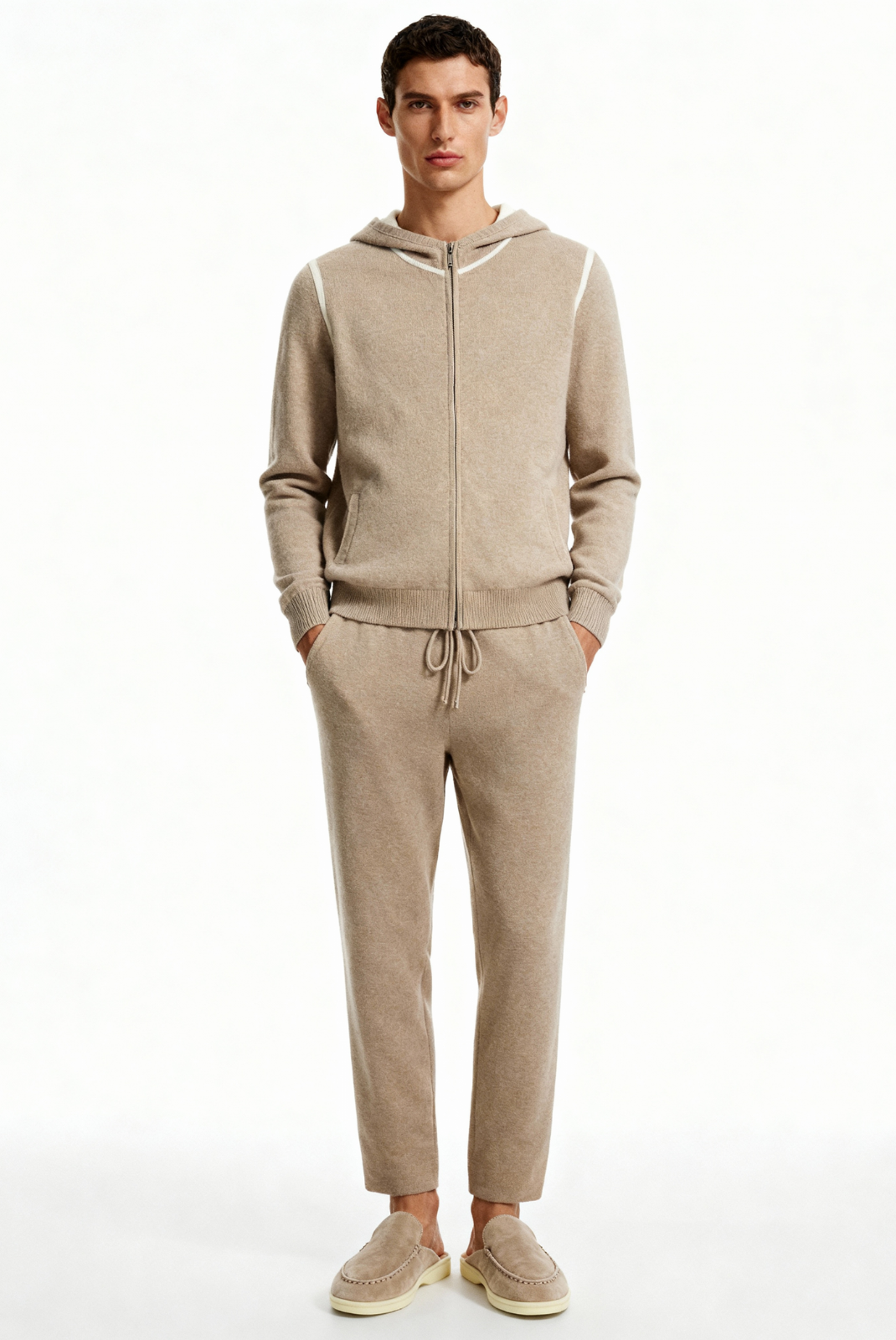 Saf Kaşmir Bej Çizgili Takım